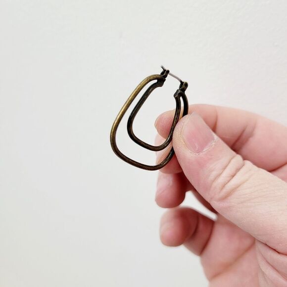 Brand New Lia Sophia Copper Color Earrings - Picture 3 of 5